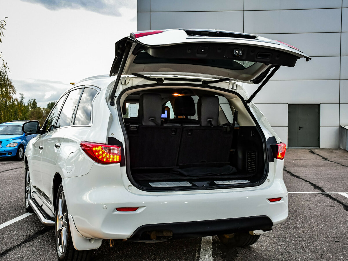 Б/У Инфинити К-Икс60 2014 года. Фото: #16