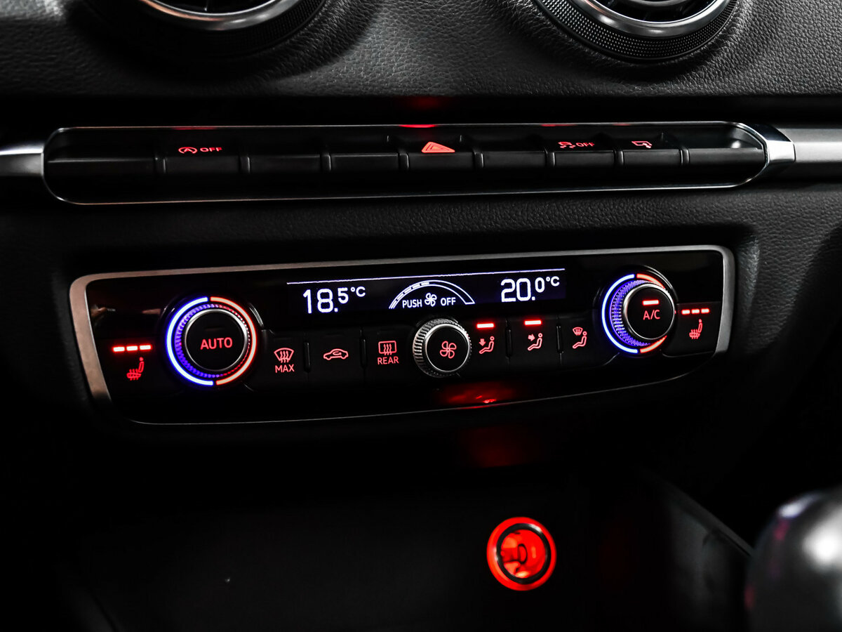 Б/У Ауди А3 2015 года. Фото: #13