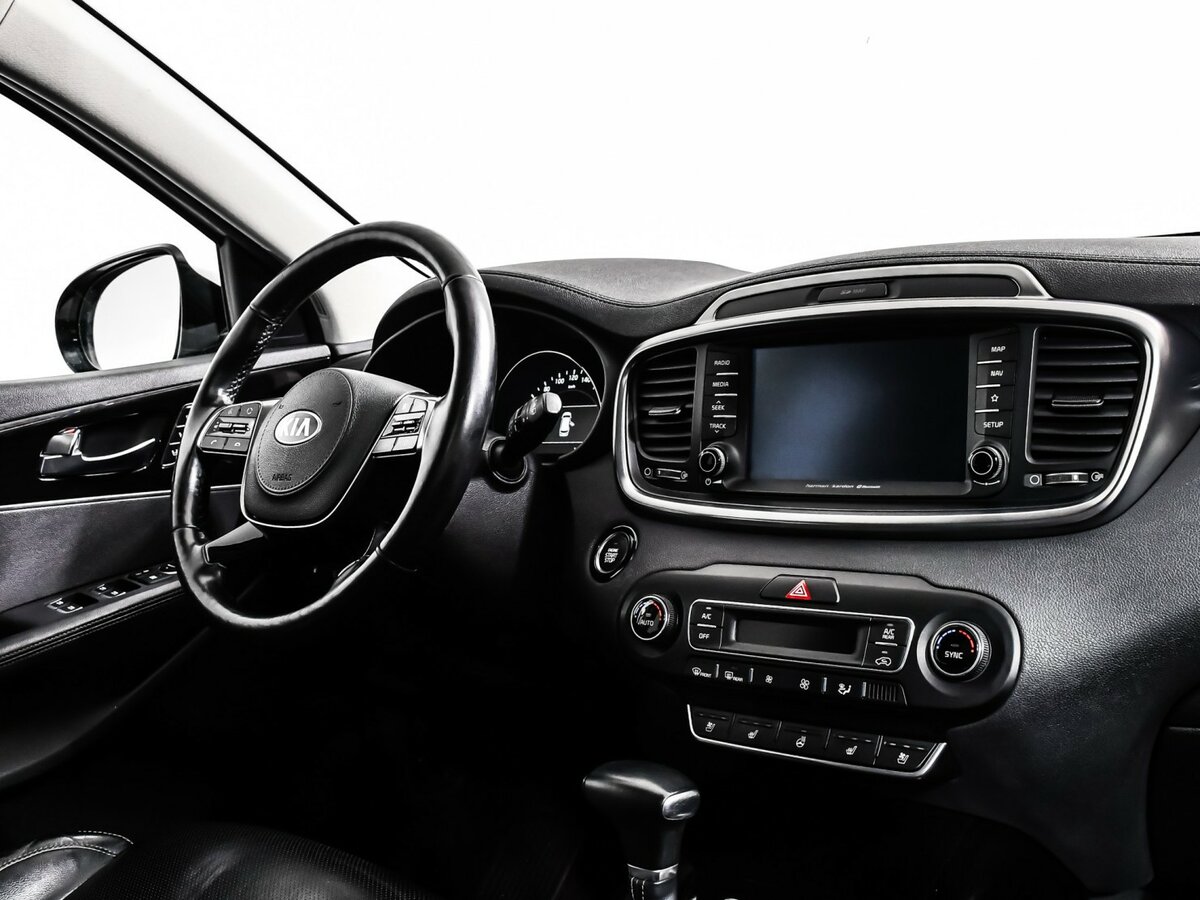 Б/У Киа Соренто 2018 года. Фото: #6