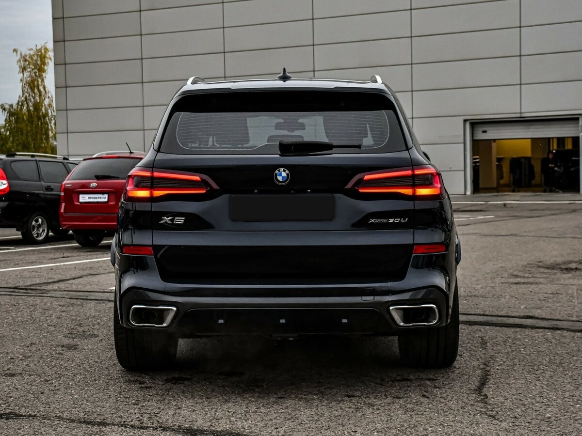 Б/У БМВ Икс5 2023 года. Фото: #5