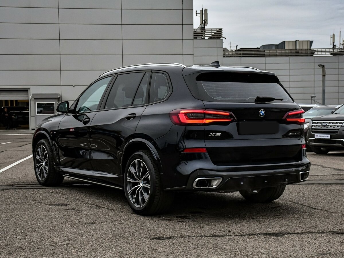 Б/У БМВ Икс5 2023 года. Фото: #6