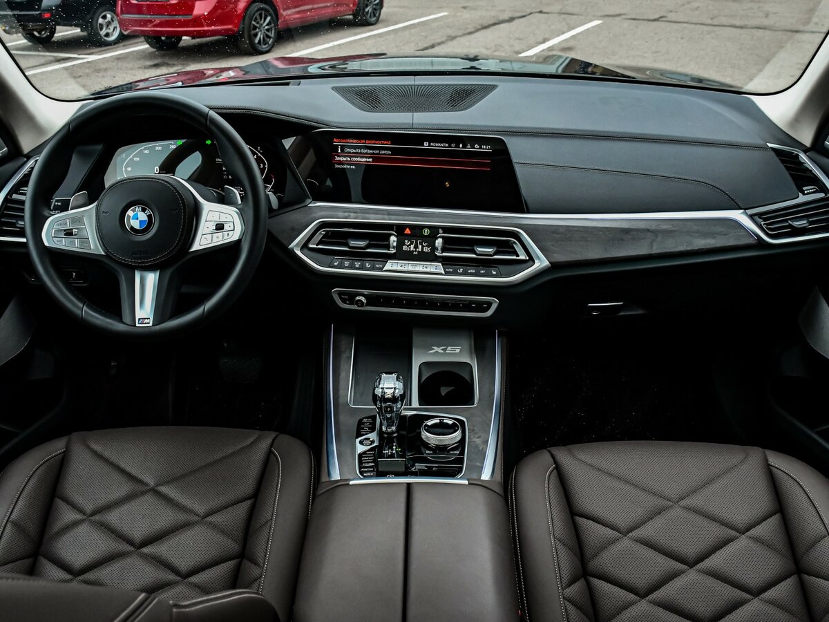 Б/У БМВ Икс5 2023 года. Фото: #11