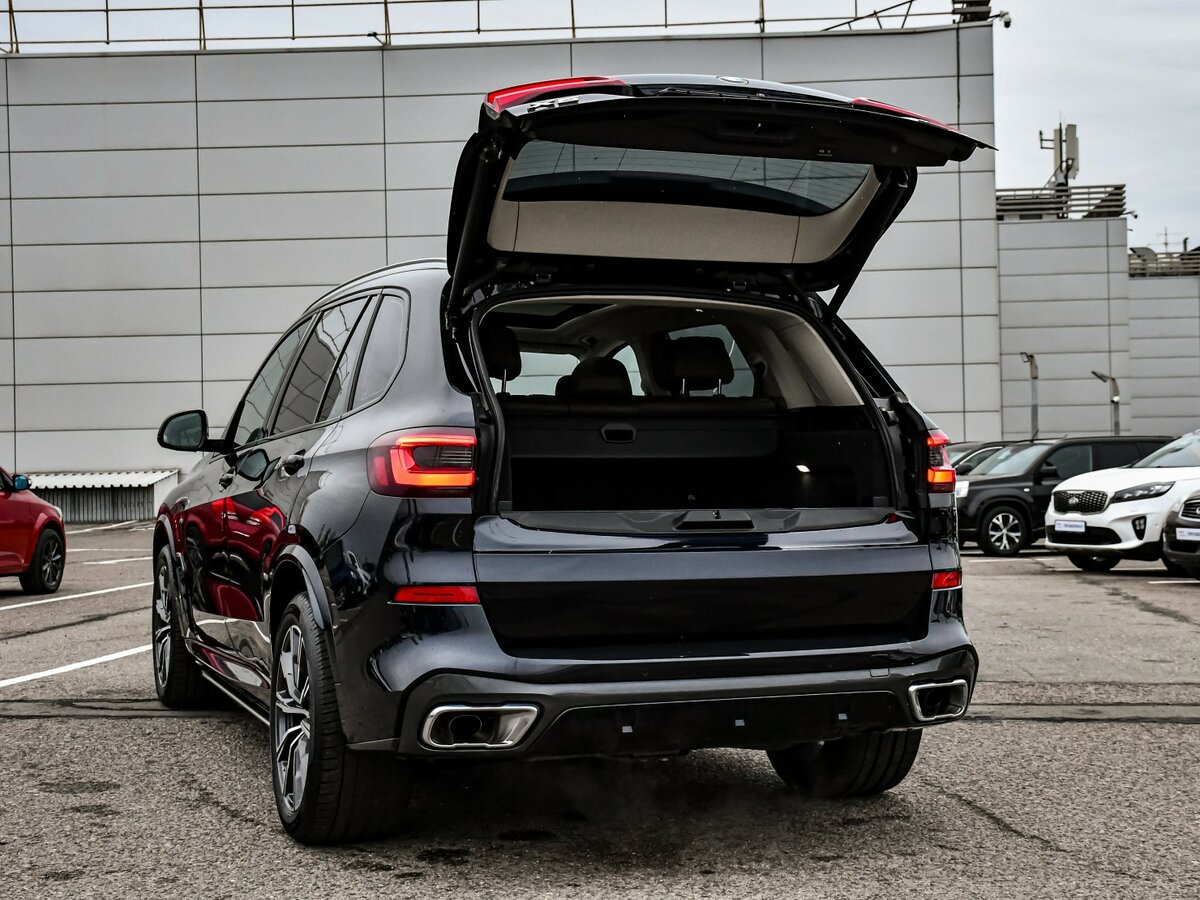 Б/У БМВ Икс5 2023 года. Фото: #15