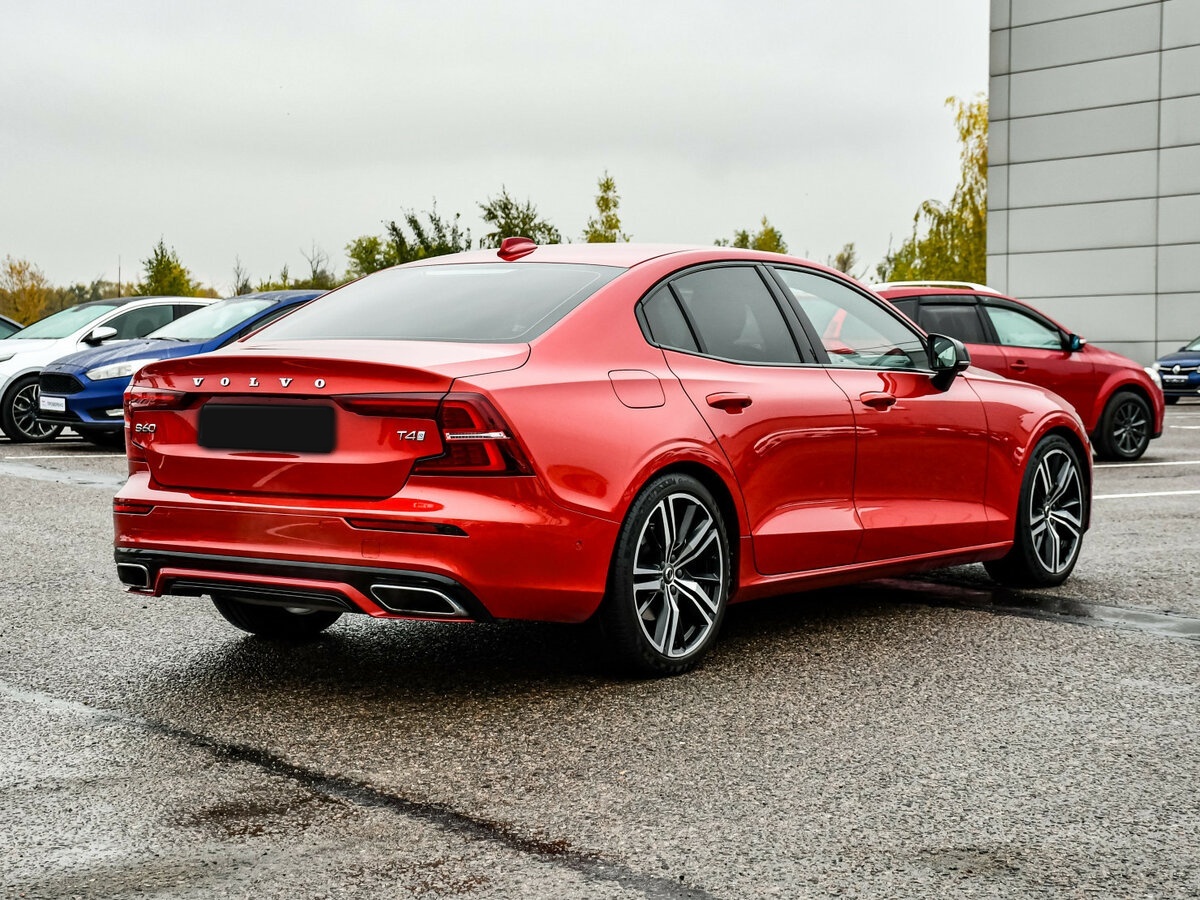 Volvo S60 2019 года с пробегом. Фото: #4