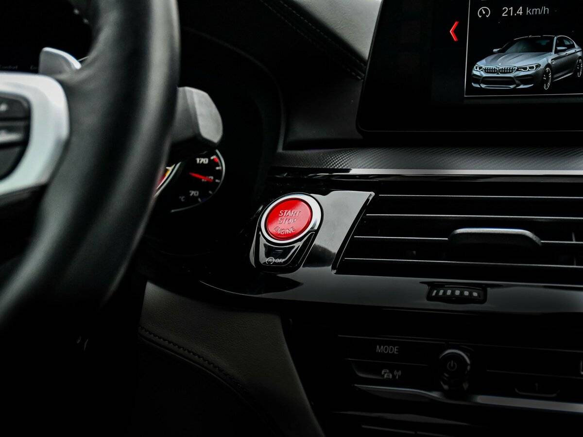 Б/У БМВ М5 2018 года. Фото: #15