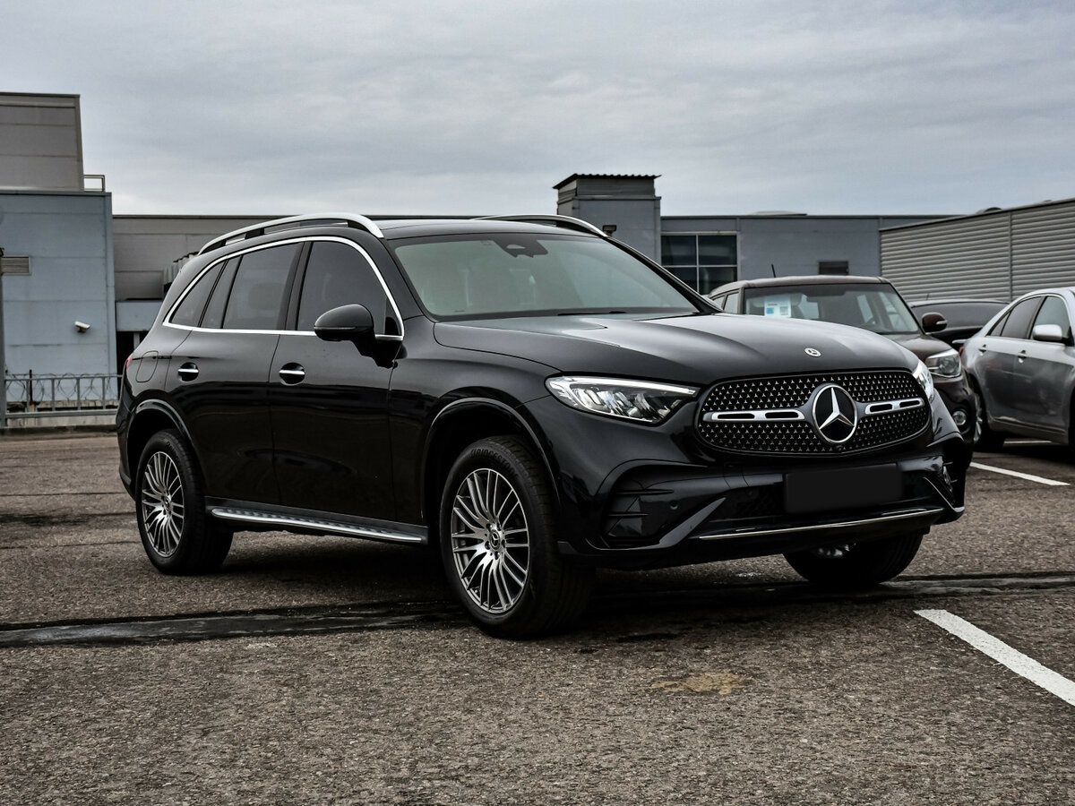 Б/У Мерседес-Бенц ГЛЦ 2023 года. Фото: #2