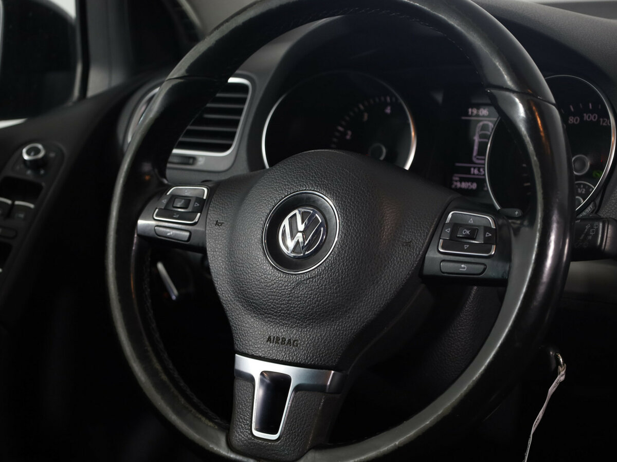 Б/У Фольксваген Гольф 2009 года. Фото: #6