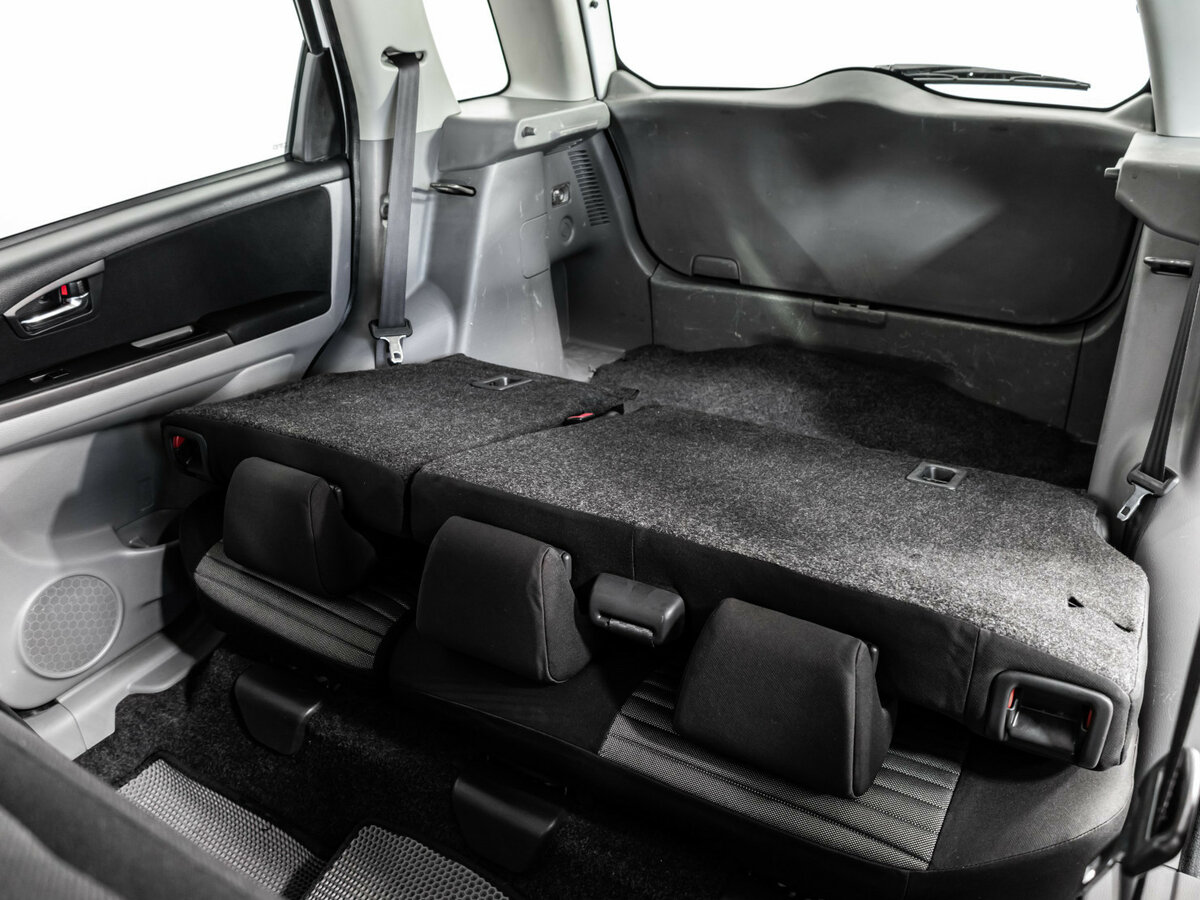 Б/У Сузуки С-Икс4 2011 года. Фото: #12