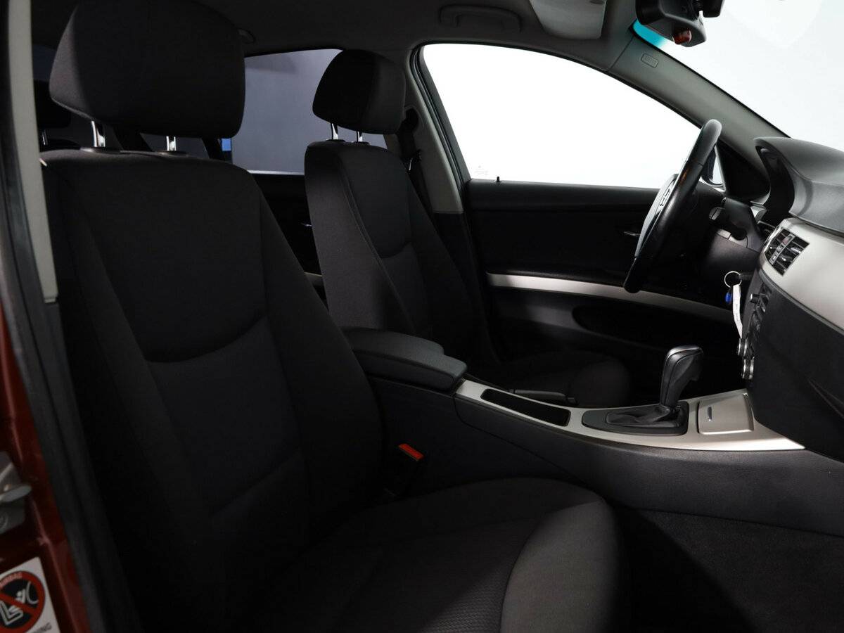 Б/У БМВ 3 серии 2011 года. Фото: #8