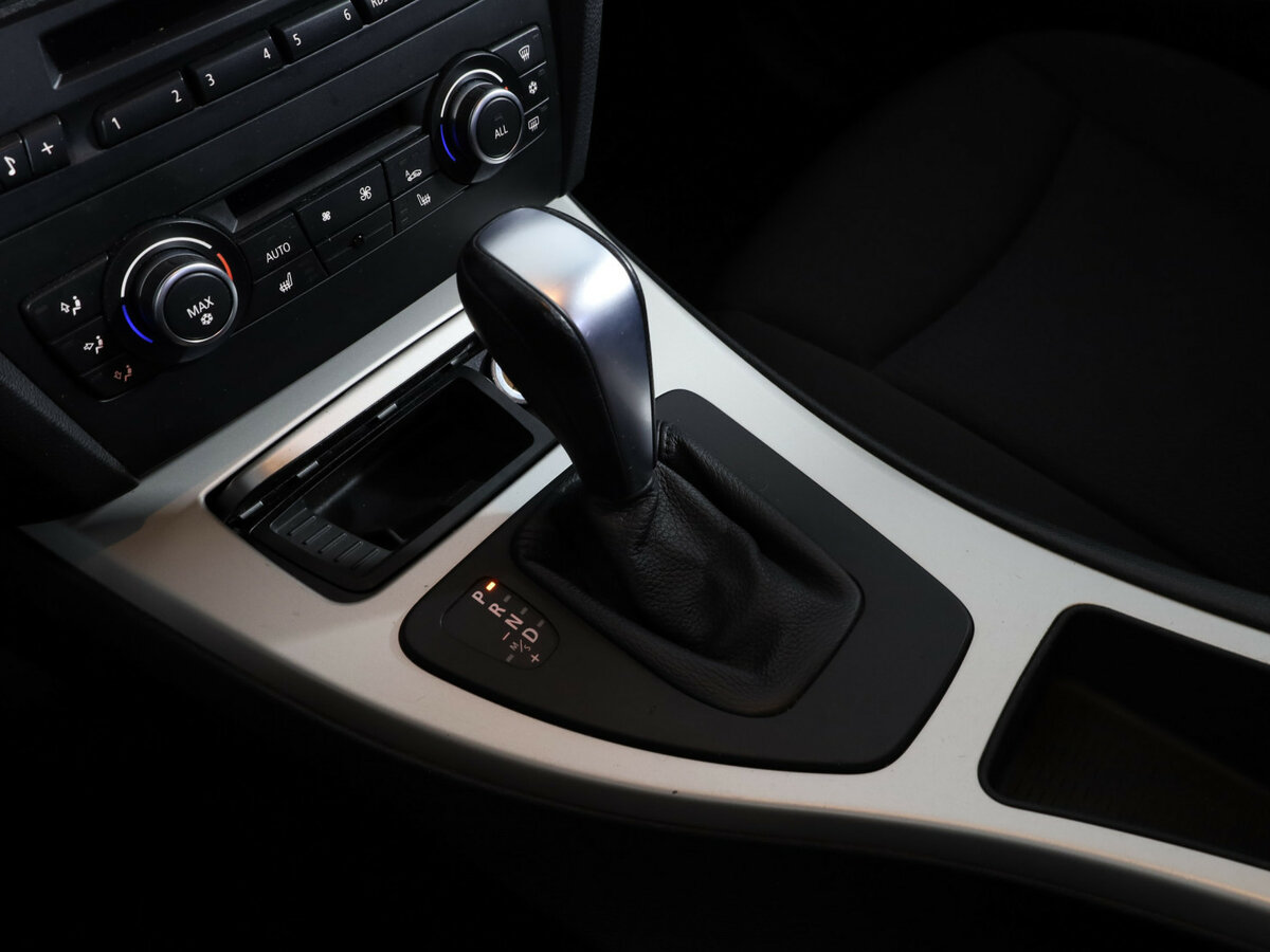 Б/У БМВ 3 серии 2011 года. Фото: #11