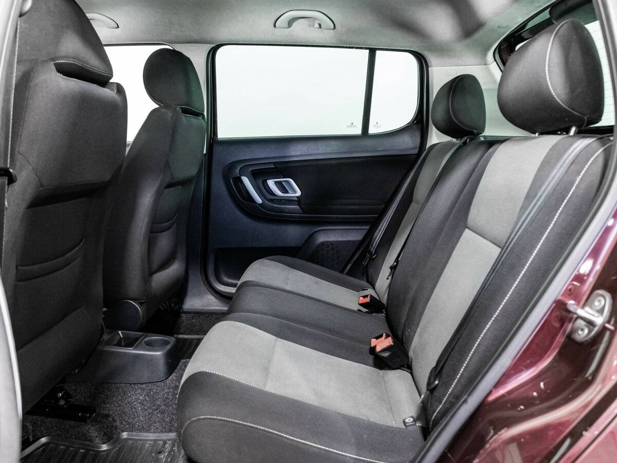 Б/У Шкода Фабия 2010 года. Фото: #13