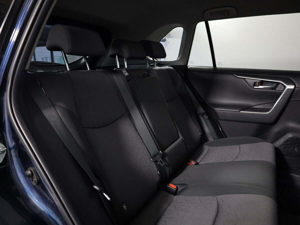 Б/У Тойота Рав4 2019 года. Фото: #12