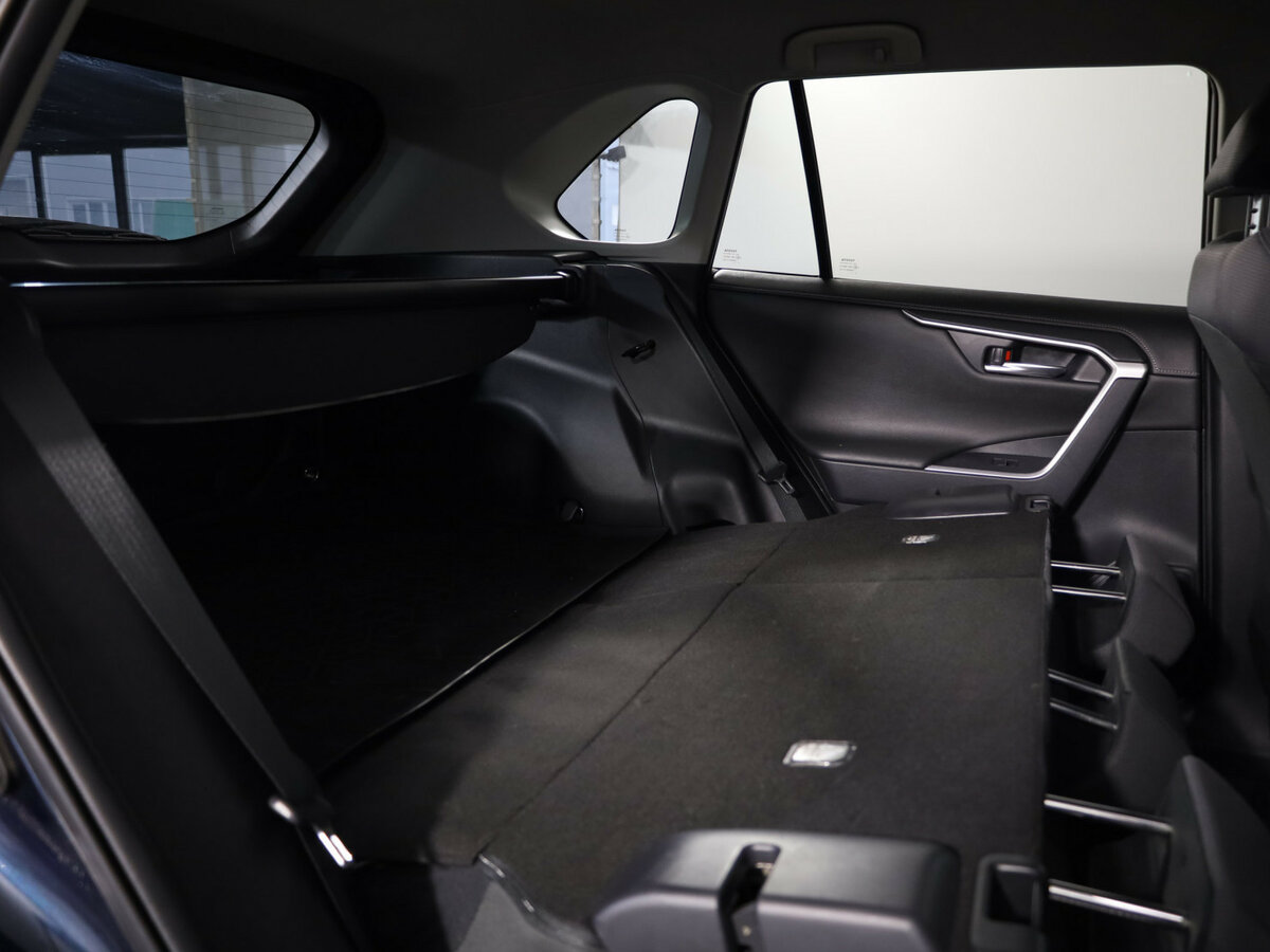 Б/У Тойота Рав4 2019 года. Фото: #15