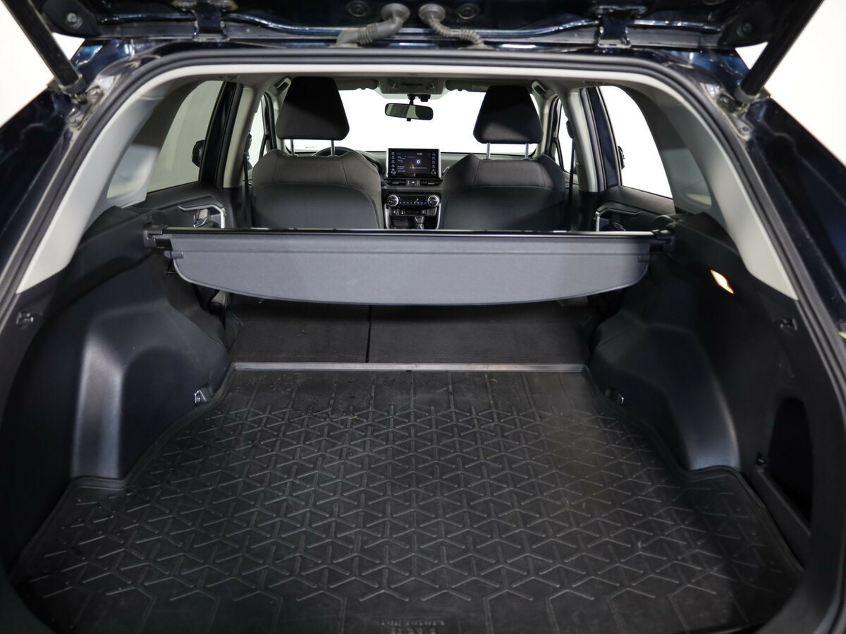 Б/У Тойота Рав4 2019 года. Фото: #16