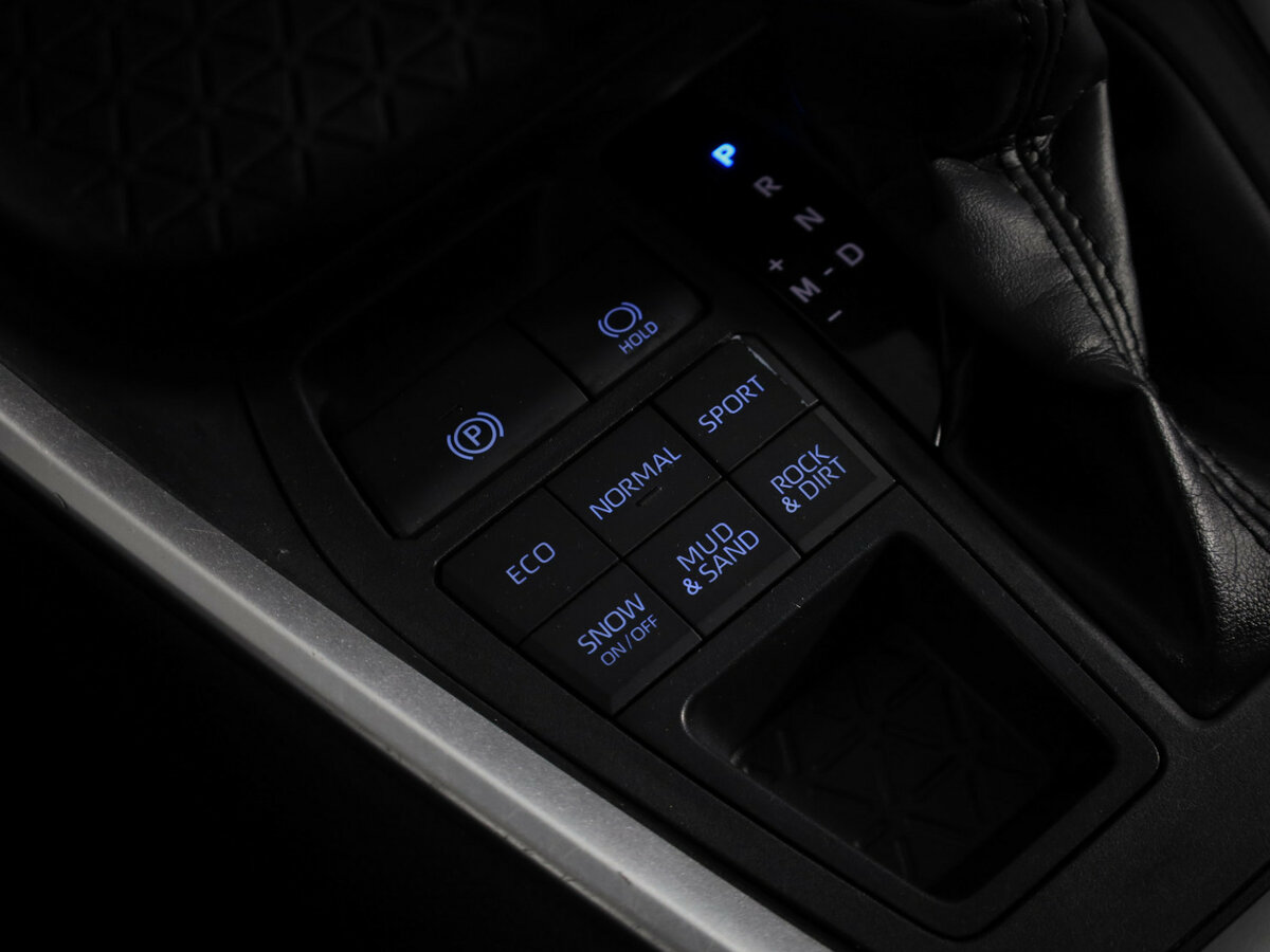 Б/У Тойота Рав4 2019 года. Фото: #23