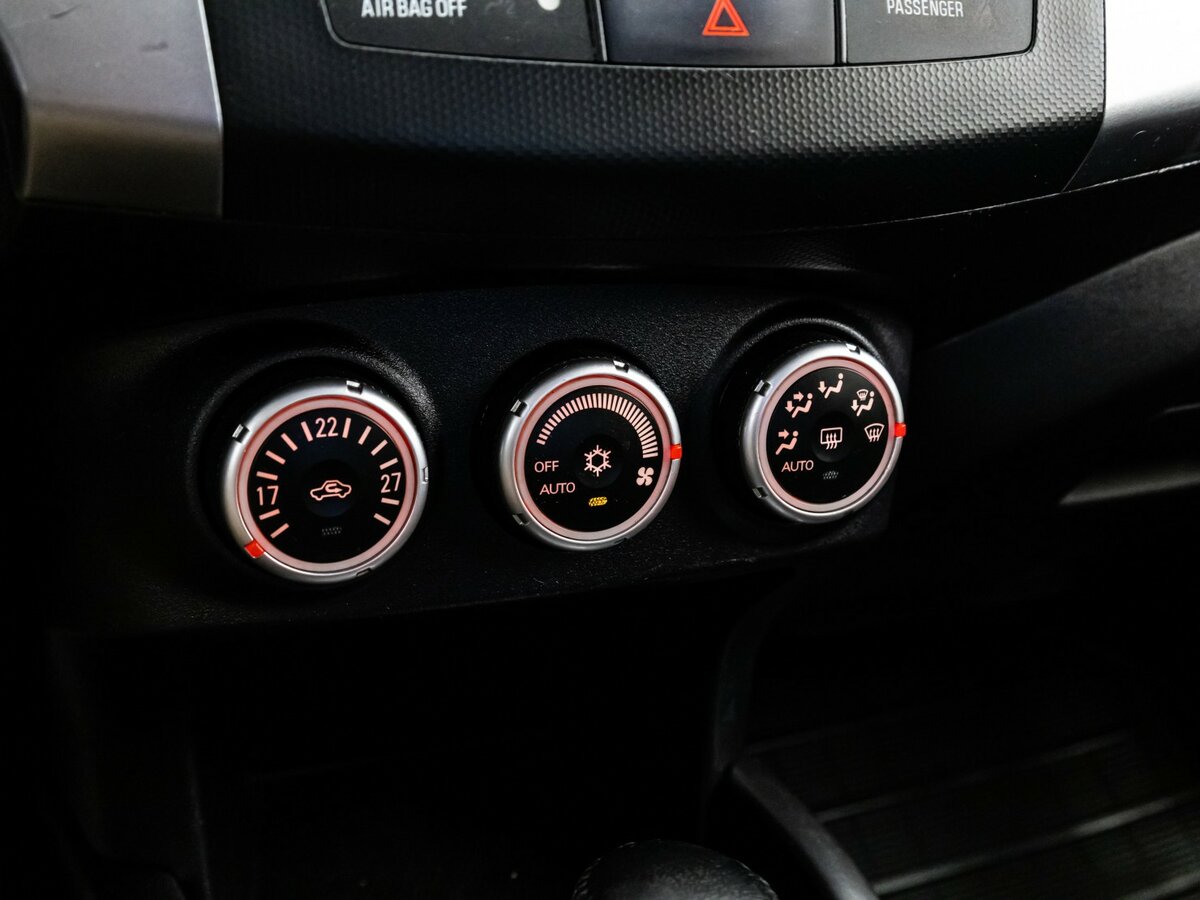 Б/У Пежо 4007 2008 года. Фото: #9