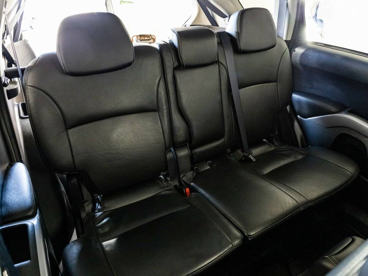 Б/У Пежо 4007 2008 года. Фото: #12