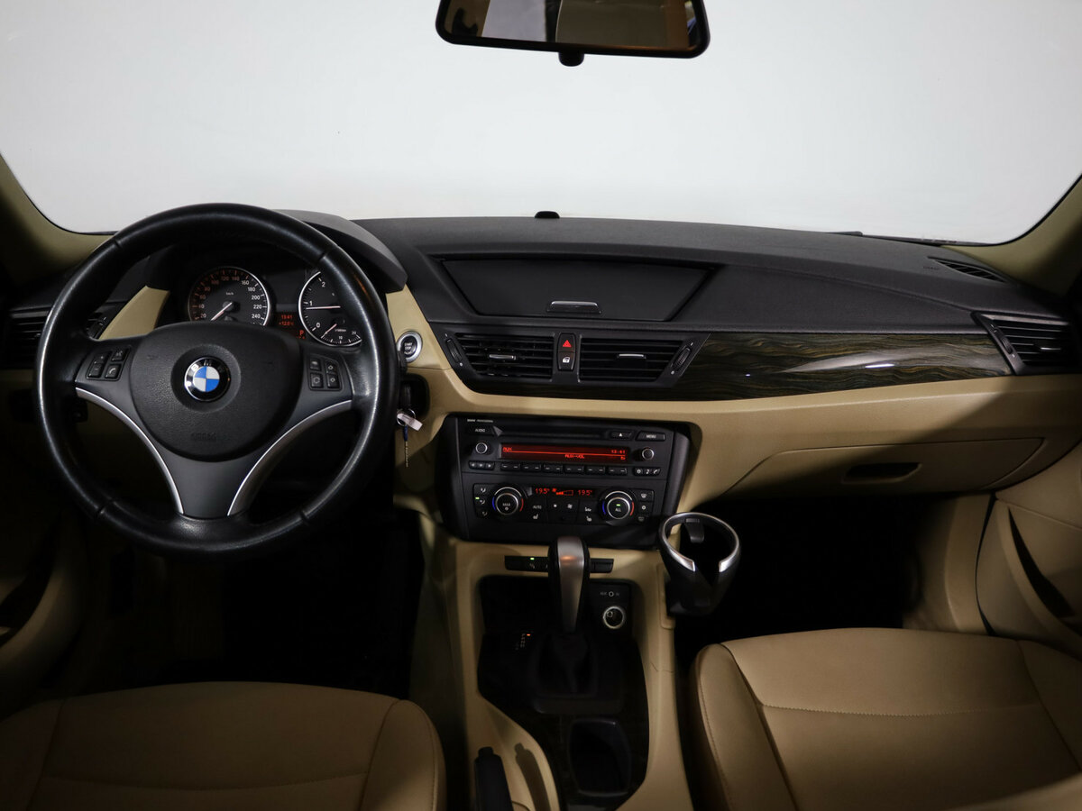 Б/У БМВ Икс1 2011 года. Фото: #5