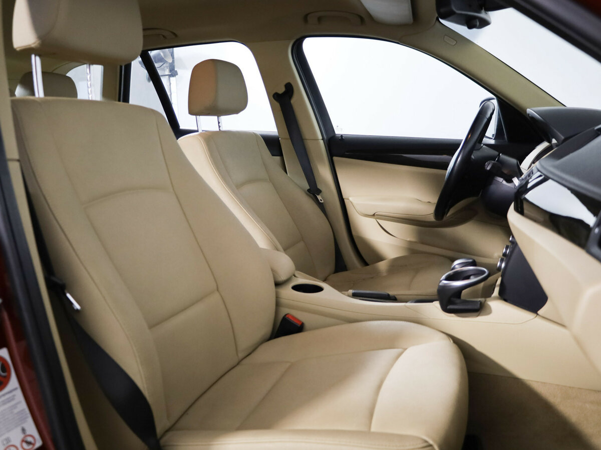 Б/У БМВ Икс1 2011 года. Фото: #9