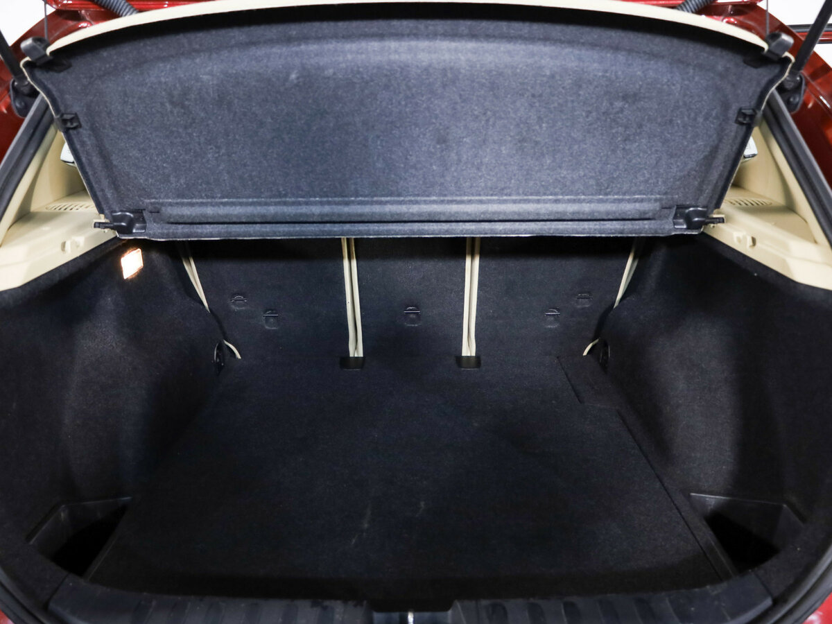 Б/У БМВ Икс1 2011 года. Фото: #14