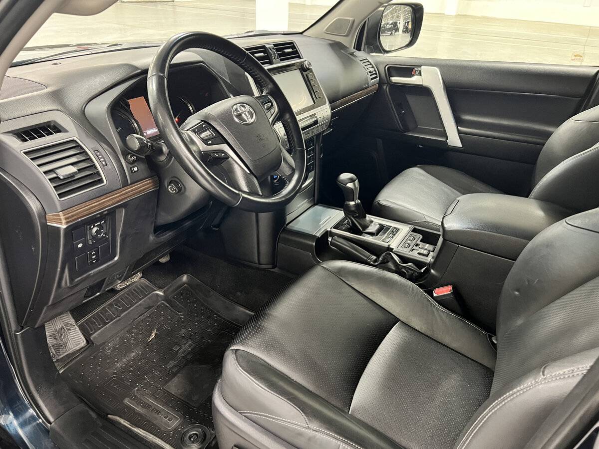 Б/У Тойота Лэнд Крузер Прадо 2017 года. Фото: #15