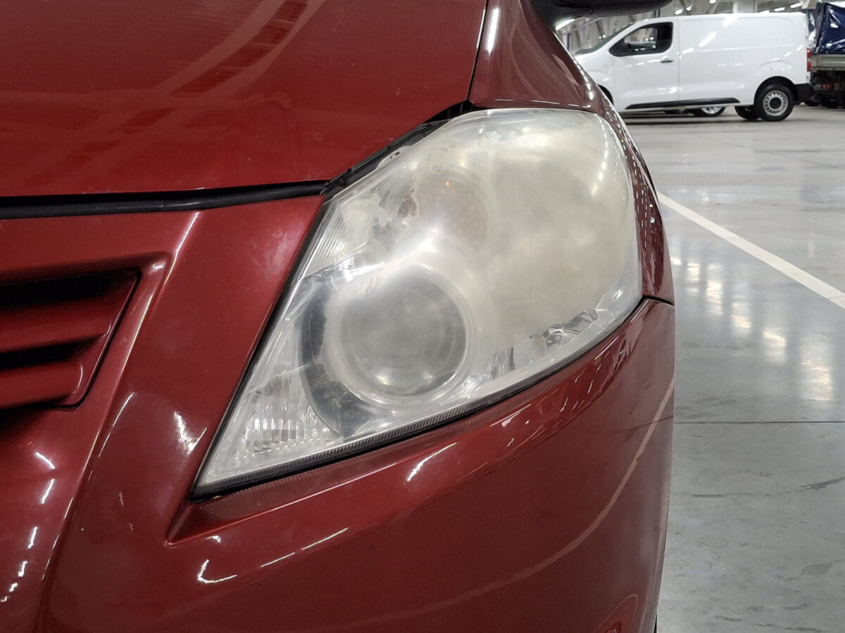 Б/У Тойота Аурис 2010 года. Фото: #15