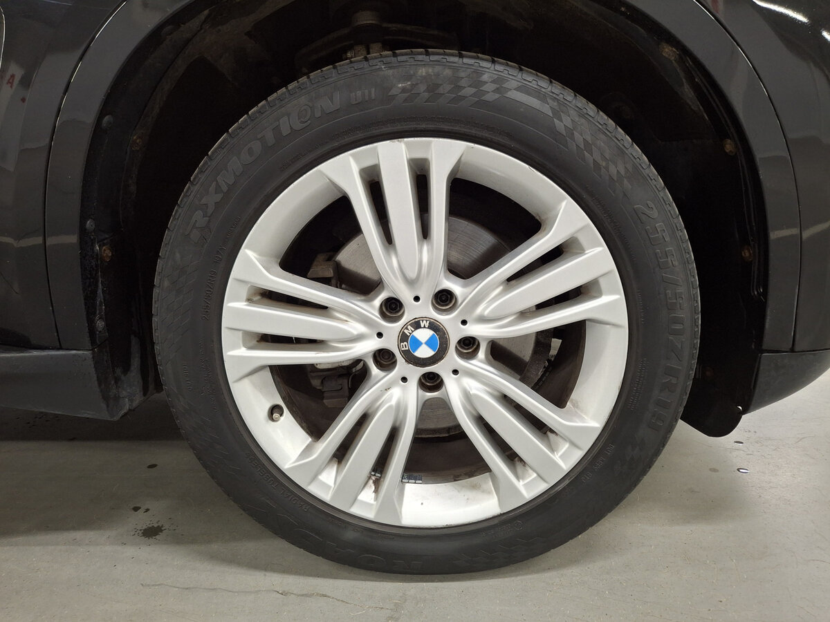 Б/У БМВ Икс5 2014 года. Фото: #17