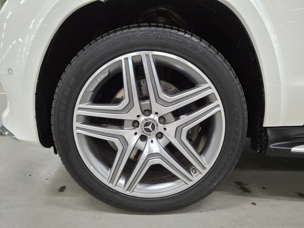 Б/У Мерседес-Бенц ГЛС 2017 года. Фото: #16