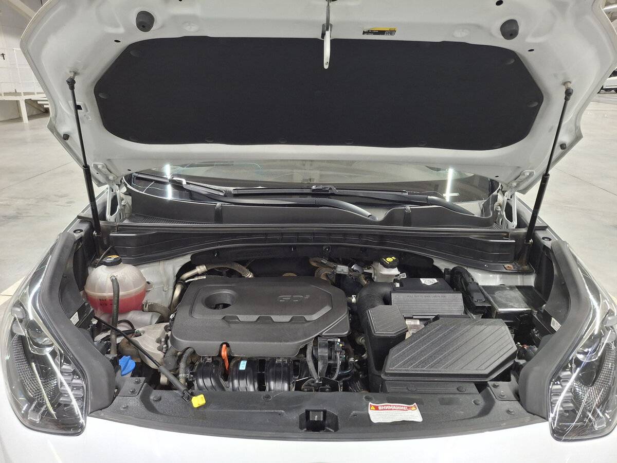 Б/У Киа Спортейдж 2021 года. Фото: #8