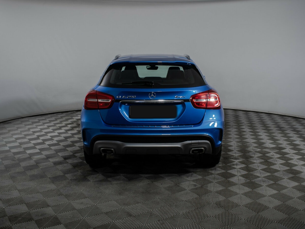 Б/У Мерседес-Бенц ГЛА 2015 года. Фото: #5