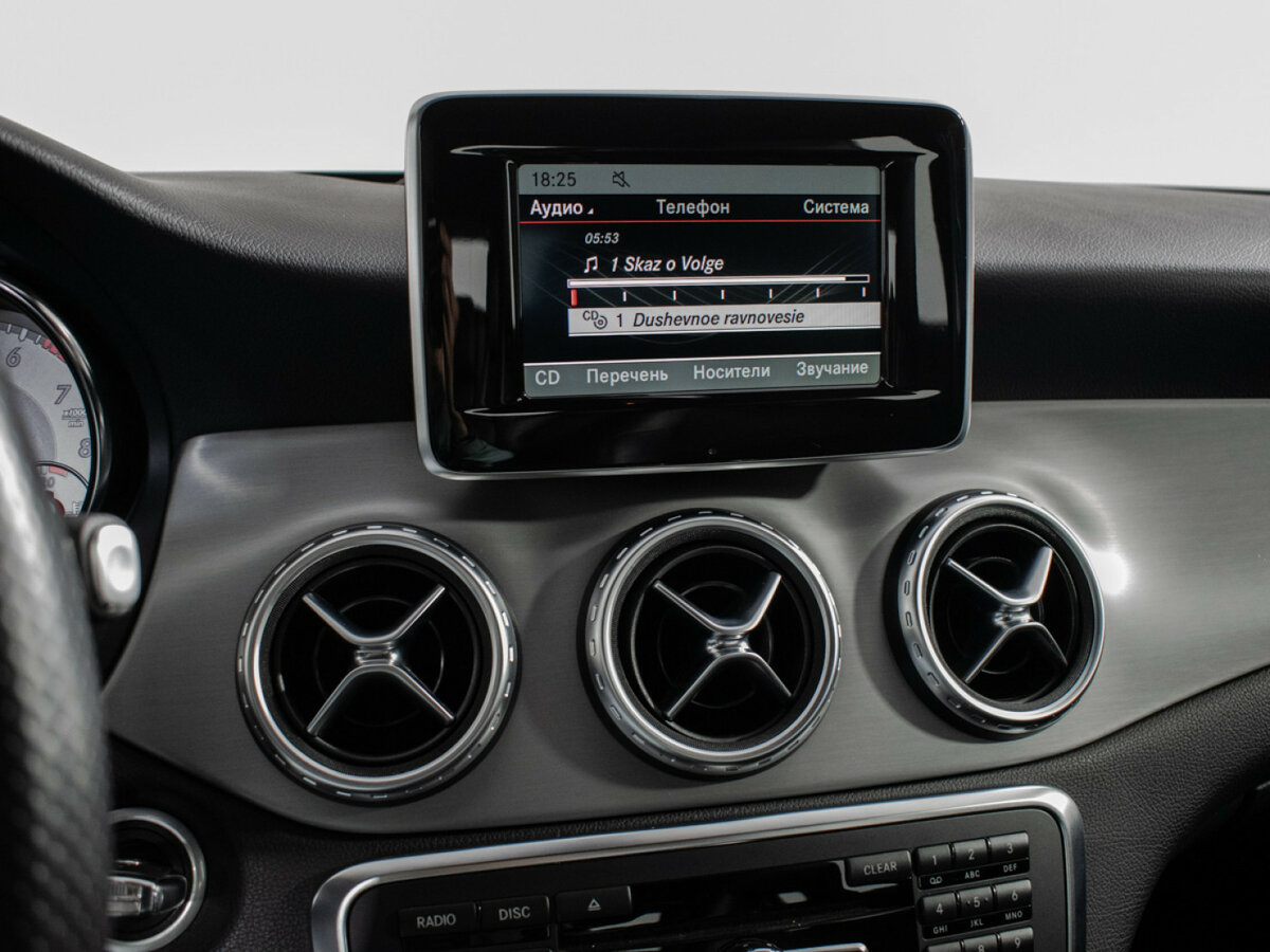 Б/У Мерседес-Бенц ГЛА 2015 года. Фото: #14