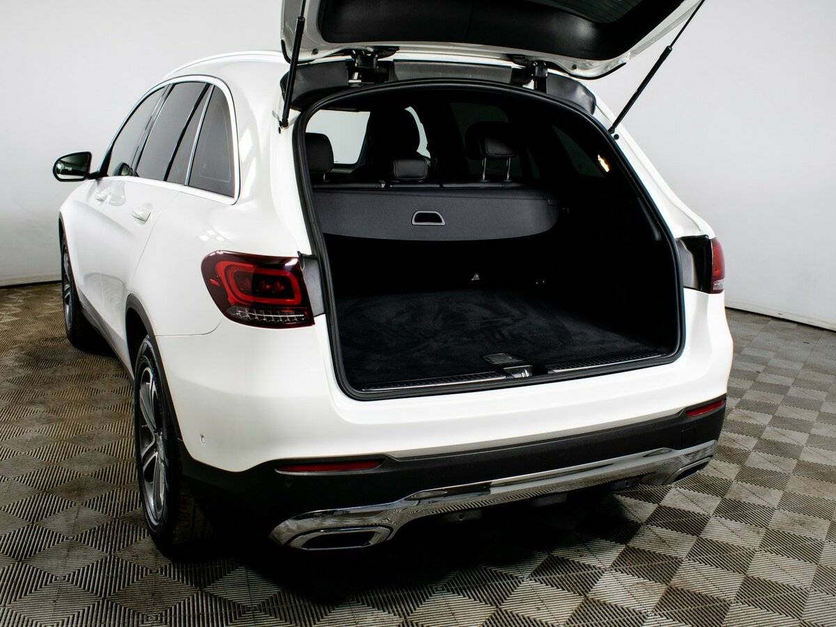 Б/У Мерседес-Бенц ГЛЦ 2021 года. Фото: #6