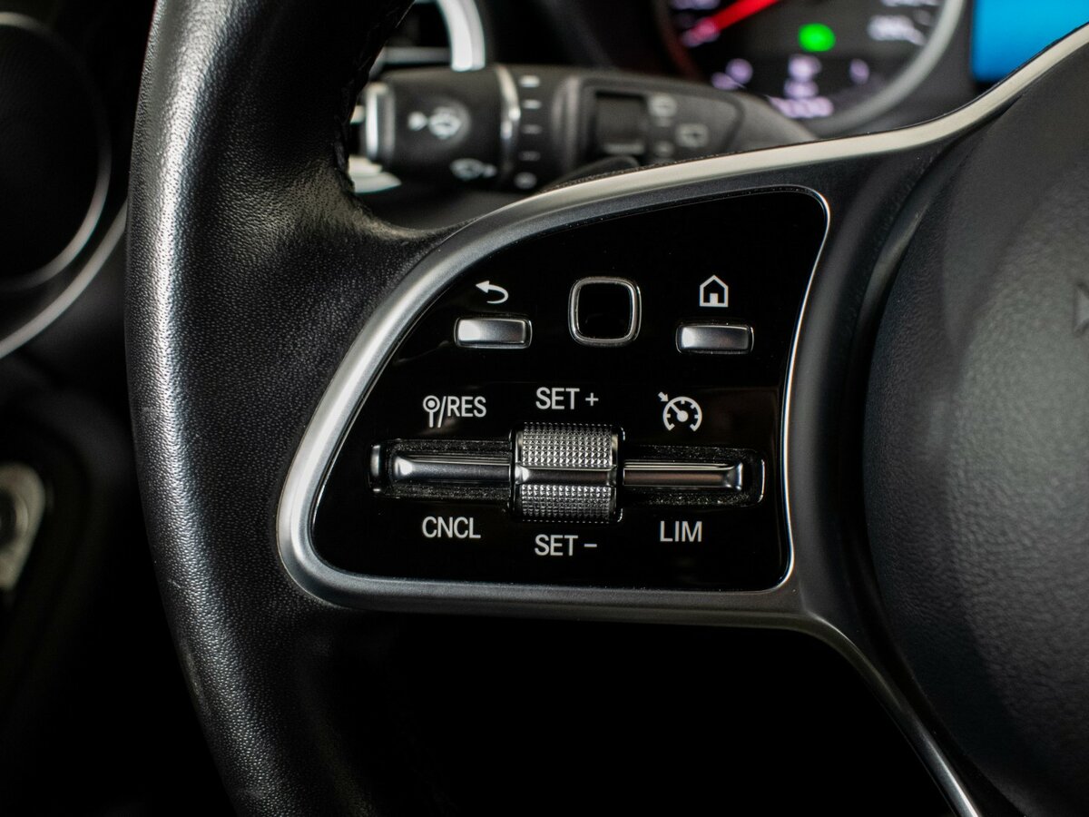 Б/У Мерседес-Бенц ГЛЦ 2021 года. Фото: #13