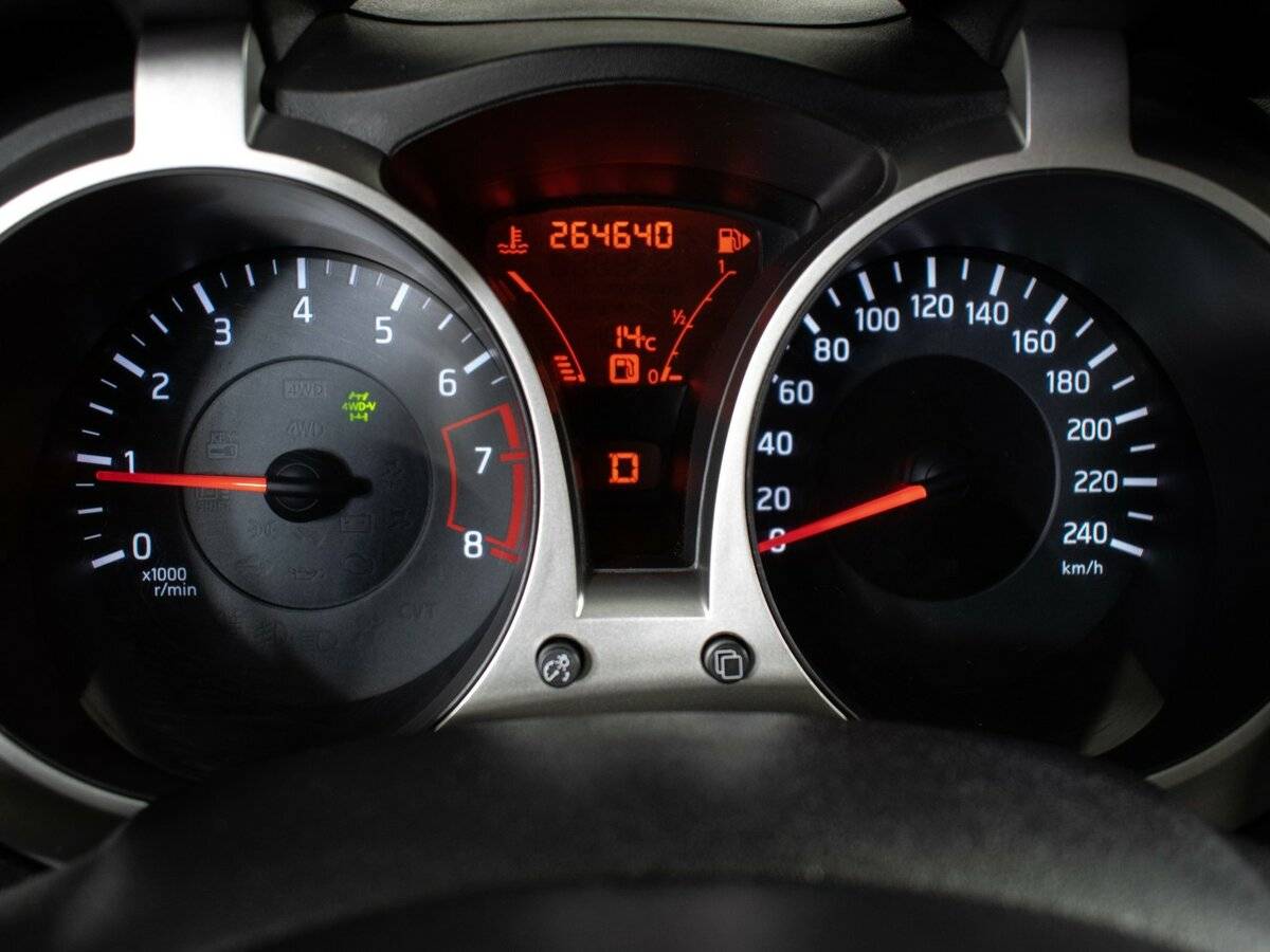 Б/У Ниссан Жук 2011 года. Фото: #10