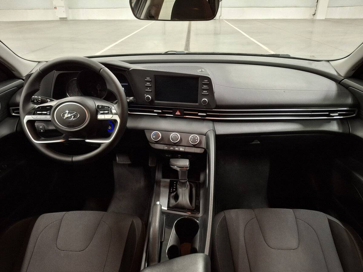 Б/У Хендай Елантра 2020 года. Фото: #13