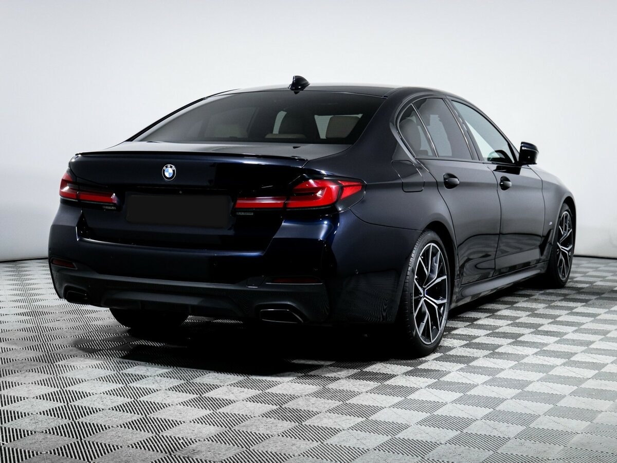 Б/У БМВ 5 серии 2020 года. Фото: #4