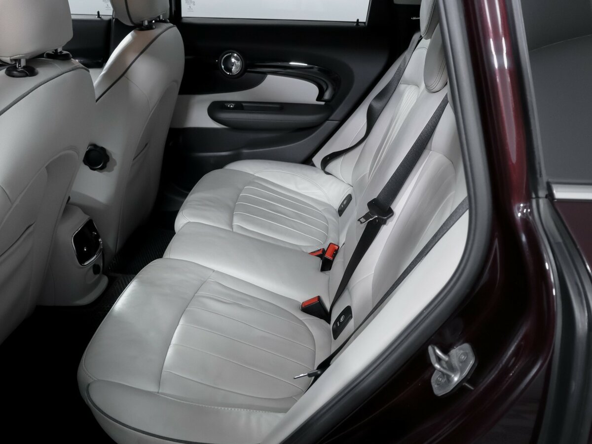 Б/У Мини Клубмэн 2017 года. Фото: #9