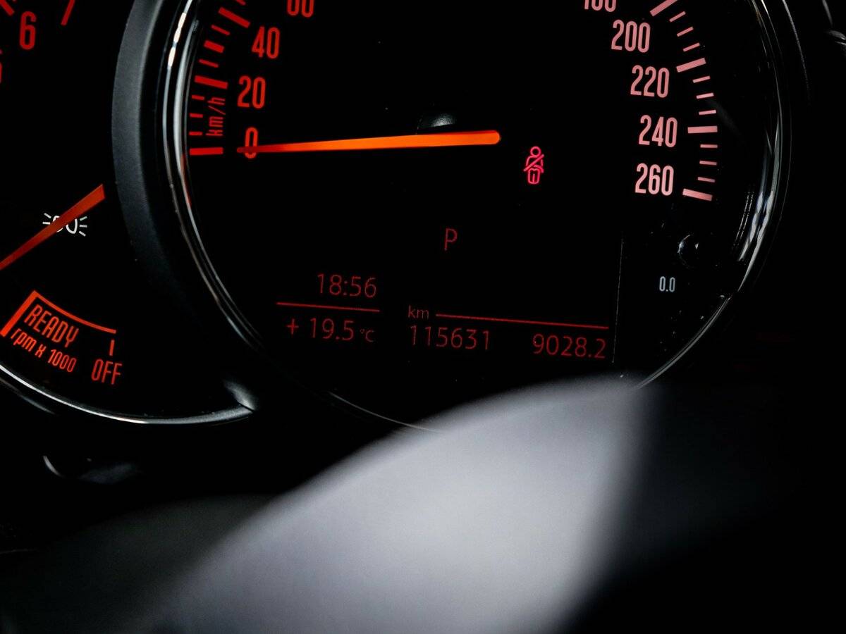 Б/У Мини Клубмэн 2017 года. Фото: #10