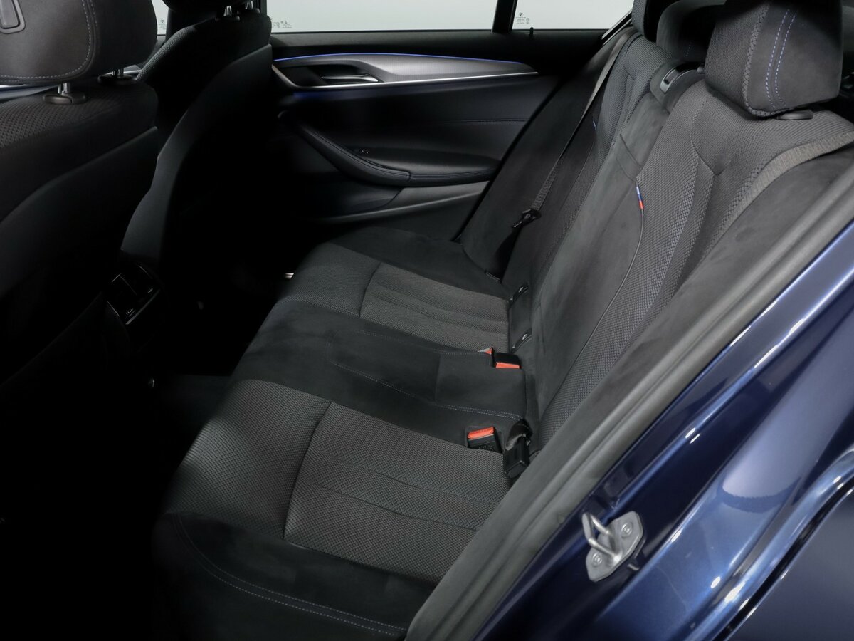 Б/У БМВ 5 серии 2018 года. Фото: #9