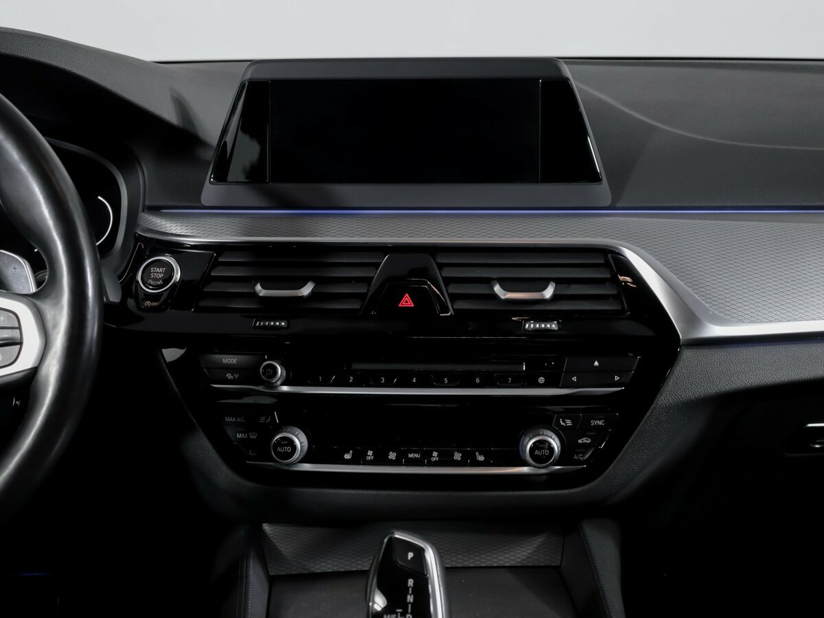 Б/У БМВ 5 серии 2018 года. Фото: #12