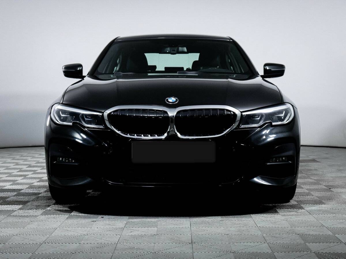 Б/У БМВ 3 серии 2021 года. Фото: #1