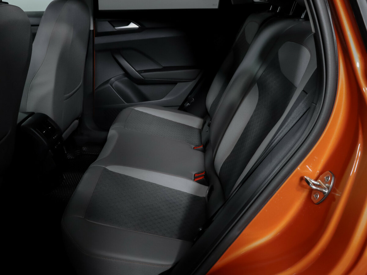 Б/У Фольксваген Таос 2021 года. Фото: #7