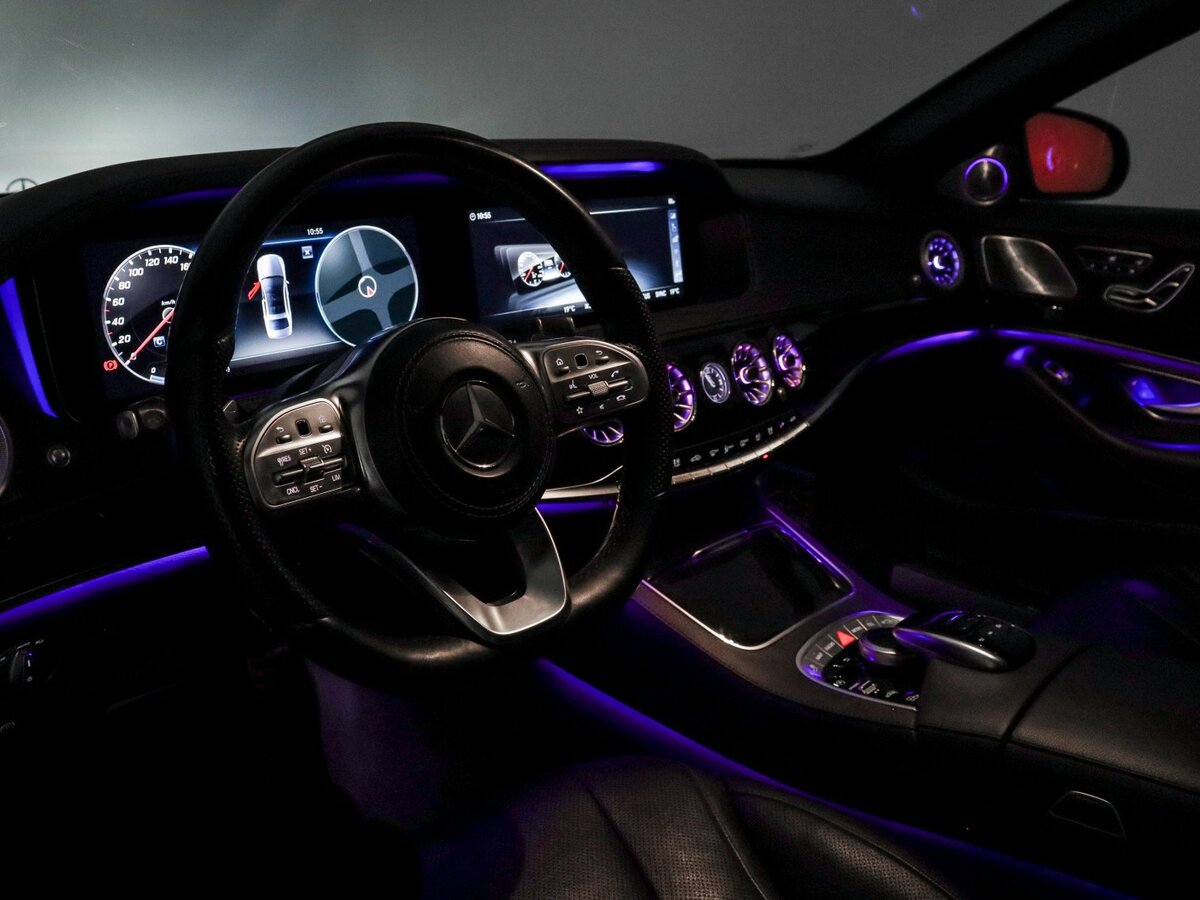 Б/У Мерседес-Бенц С-Класс 2018 года. Фото: #19