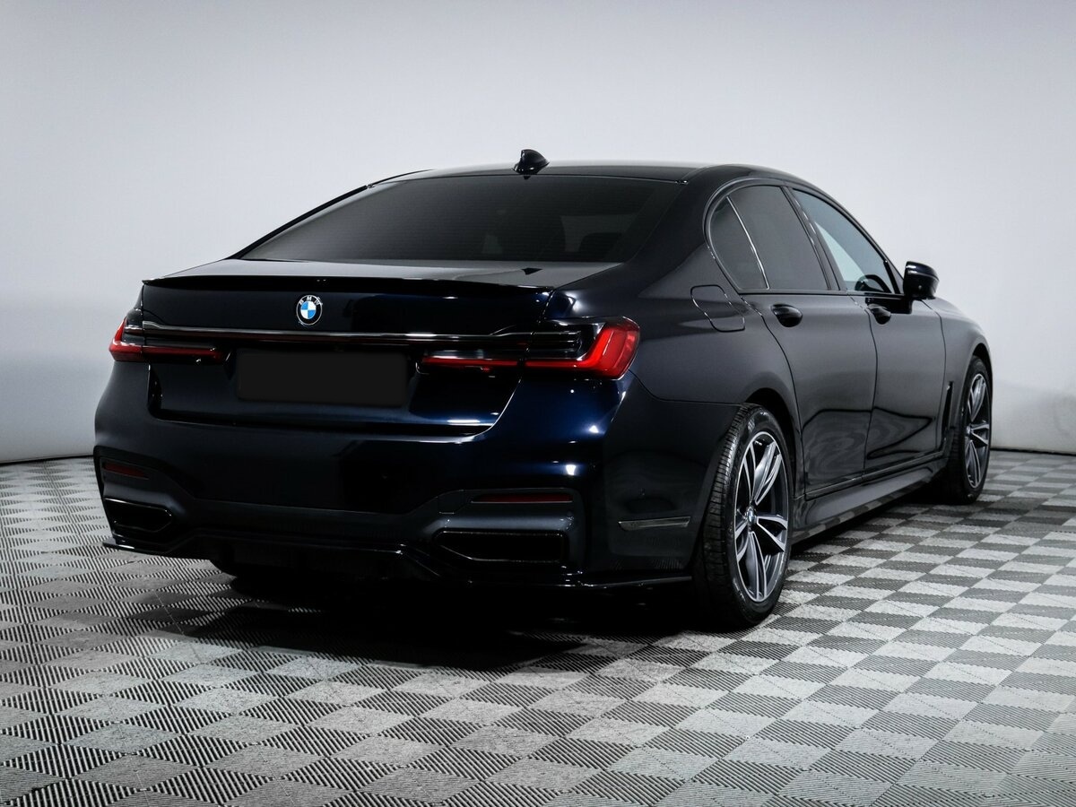 Б/У БМВ 7 серии 2021 года. Фото: #4