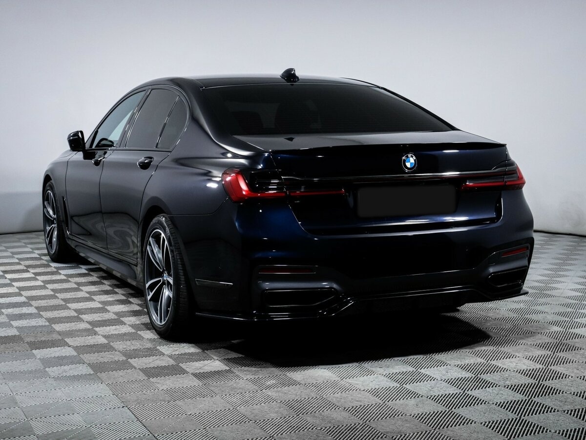 Б/У БМВ 7 серии 2021 года. Фото: #6