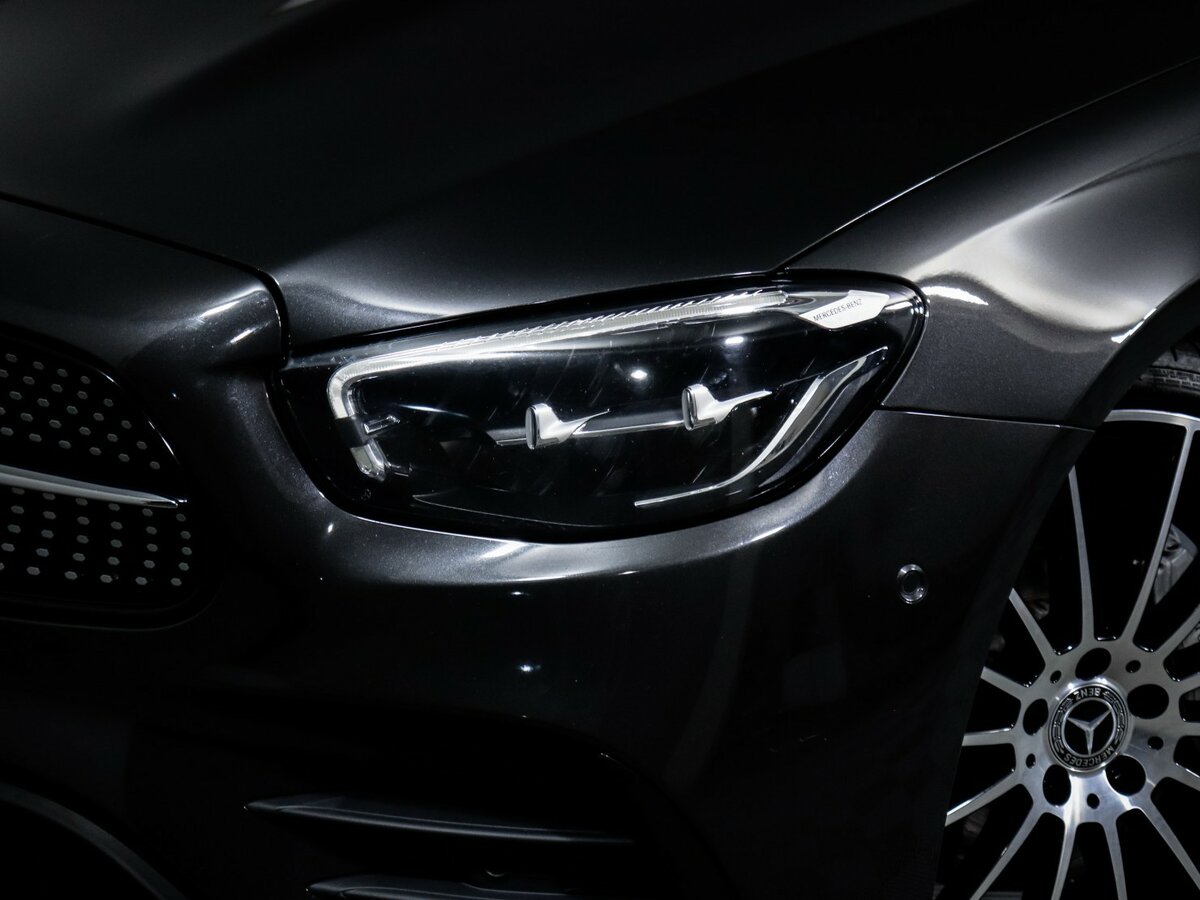 Б/У Мерседес-Бенц Е-Класс 2020 года. Фото: #14