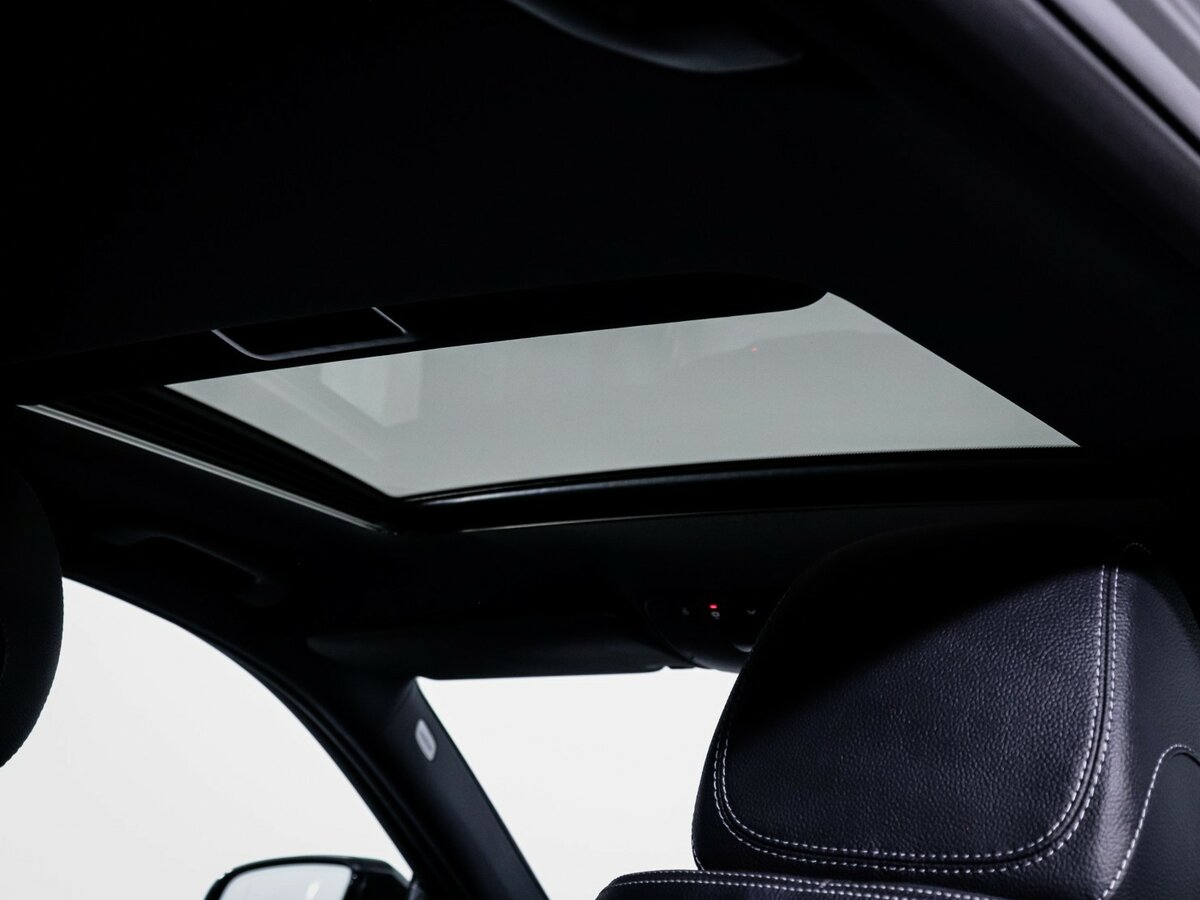 Б/У Мерседес-Бенц Е-Класс 2020 года. Фото: #18