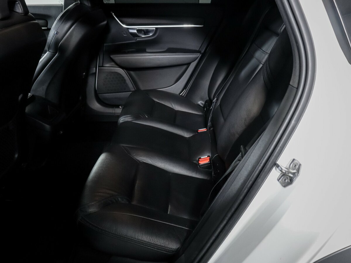 Б/У Вольво В90 Кросс Кантри 2019 года. Фото: #9