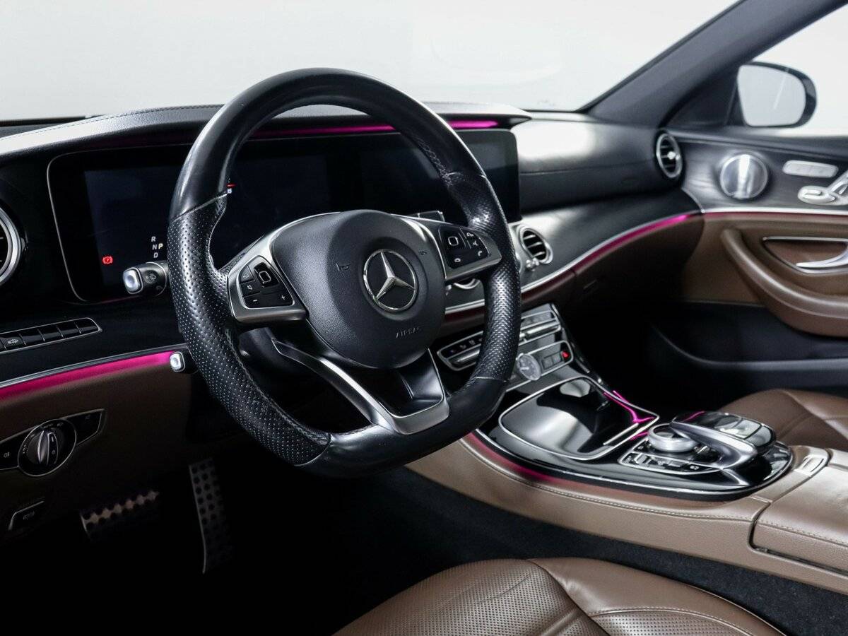 Б/У Мерседес-Бенц Е-Класс АМГ 2017 года. Фото: #12