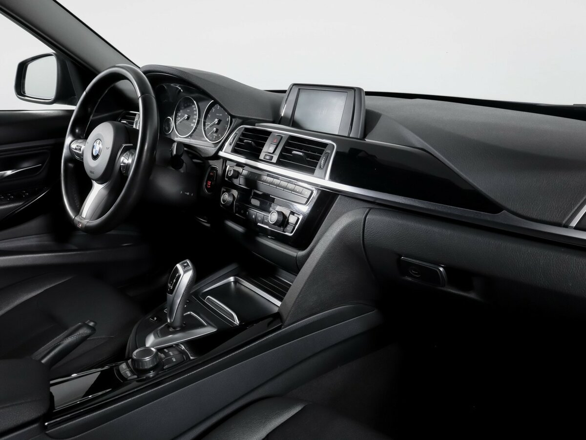 Б/У БМВ 3 серии 2018 года. Фото: #6